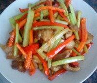 香芹炒回锅肉的详细做法